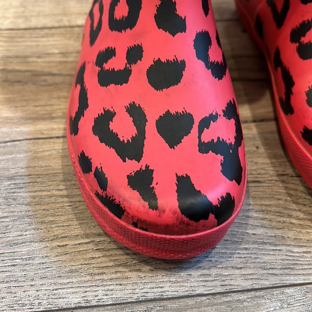 Leopard Print Hunters - Picture 2 of 10